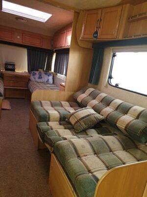 Lunar Lexon CD Tandem Axle Caravan  - 4