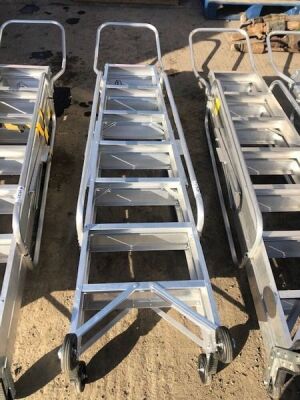 Aluminium A Frame Safety Step Ladders