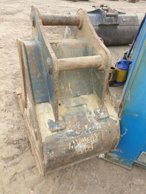 2ft Hill Digging Bucket - 65mm Pins  - 3