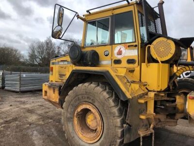 1997 Volvo A30C Dump Truck  - 3