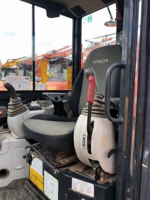 2015 Hitachi ZX48U-5ACLR Mini Digger  - 17