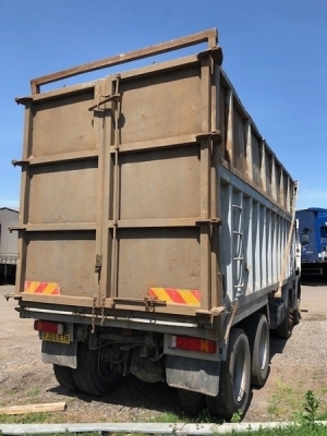 2005 SCANIA R420 Alloy Body Tipper 8x4 - 5