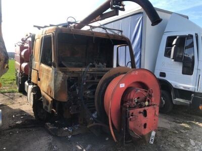 2002 Volvo FM 4x2 Rigid Vac Tank 