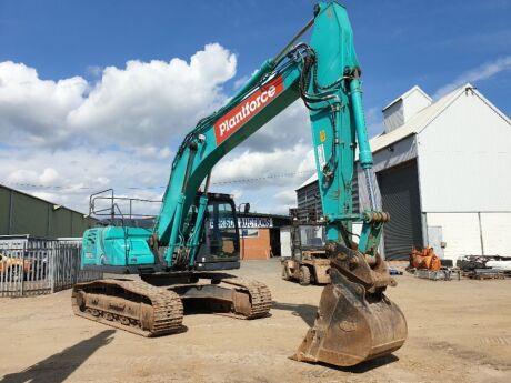 2017 Kobelco SK210LC-10 Excavator