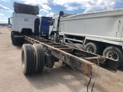 Renault Premium 220 DCI 4x2 Chassis Cab - 3