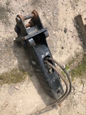 Hydraulic BreakerHydraulic Breaker 30mm Pins - 2