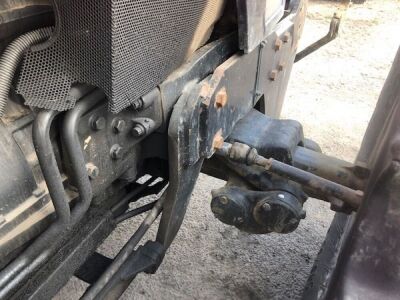 2005 Massey Ferguson 6485 Dynashift Tractor - 12