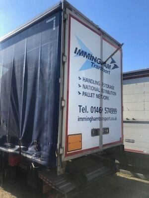 2015 Mercedes Actros 2530 6x2  Curtainsider - 3