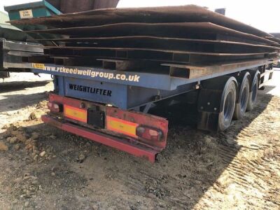 2005 Weightlifter Triaxle Flat Trailer - 4