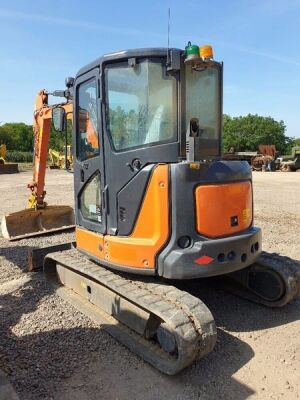 2017 Hitachi ZX48U-5A CLR Mini Digger - 4