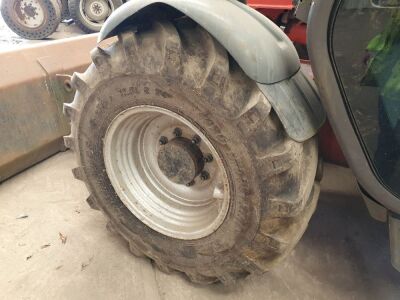 2013 Manitou MLT 627 Turbo Premium Telehandler - 4