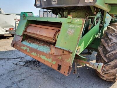 John Deere 1055 Combine - 5