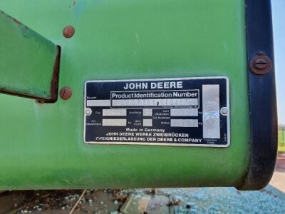 John Deere 1055 Combine - 8