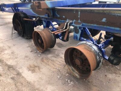 2013 SDC Triaxle Sliding Skeletal Trailer - 3