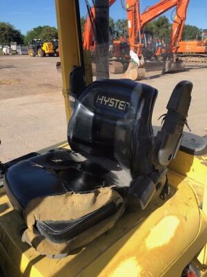 2004 Hyster H2.50 XM Diesel Forklift - 9