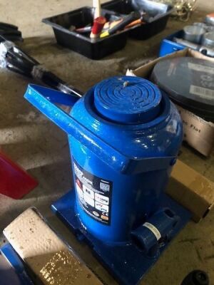50 Ton Bottle Jack