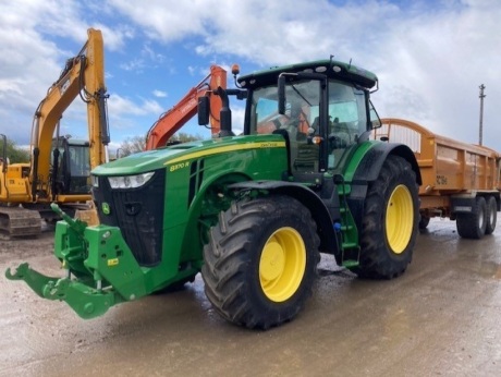 2018 John Deere 8370R Tractor