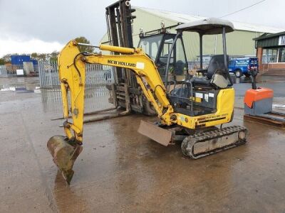 2007 New Holland E18 Mini Digger