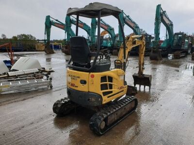 2007 New Holland E18 Mini Digger - 3