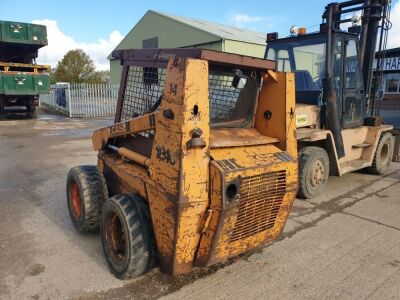 Case 1840 Skidsteer - 3