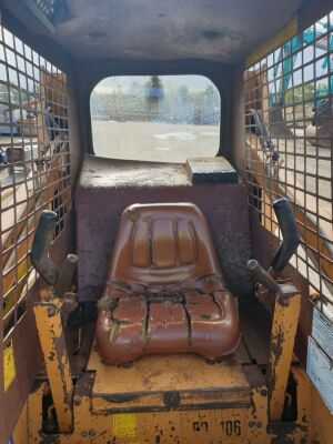 Case 1840 Skidsteer - 5