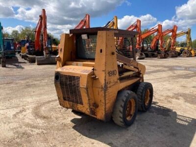 Case 1840 Skidsteer - 8