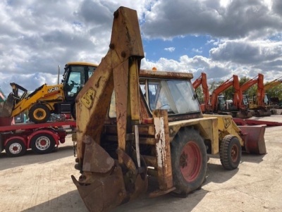 JCB 3CX Backhoe loader - 12