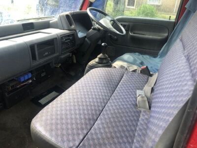 2000 Nissan Cabstar - 3