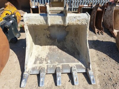 Hill 4' Digging Bucket 65mm Pins