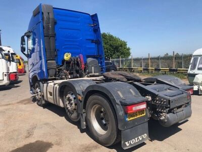 2015 Volvo FH 500 6x2 Midlift Tractor Unit - 4