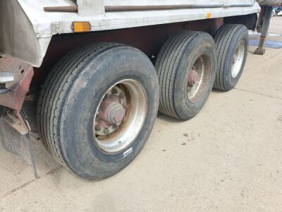 2001 General Trailers Triaxle Alloy Body Tipping Trailer - 4