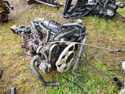 Ford 4 Cylinder Duratorq DI Diesel Engine & Gearbox - 3