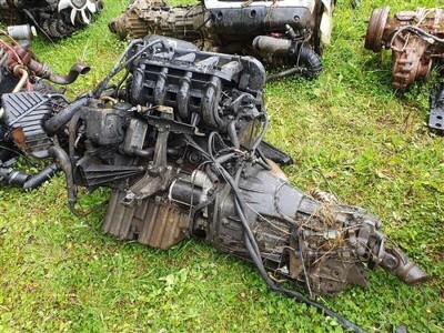 Mercedes 4 Cylinder Deisel Engine & Gearbox