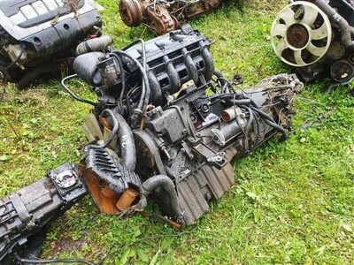 Mercedes 4 Cylinder Deisel Engine & Gearbox - 4