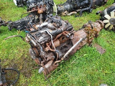 4 Cylinder Diesel Engine & Gearbox - 4