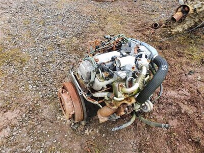 Mitsubishi 4 Cylinder Diesel Engine & Gearbox - 2