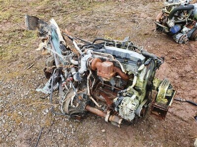 Ford 4 Cylinder Diesel Engine & Gearbox - 2