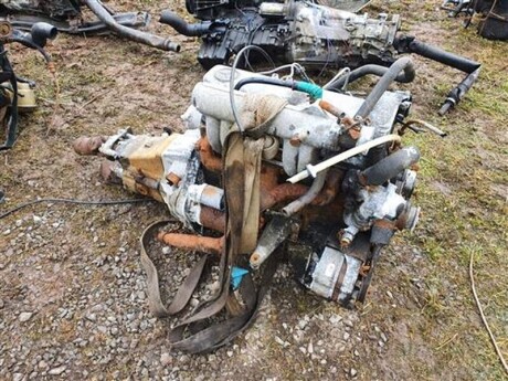 Mercedes 4 Cylinder Diesel Engine & Gearbox