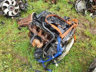 Ford 4 CYL Diesel Engine & Gearbox