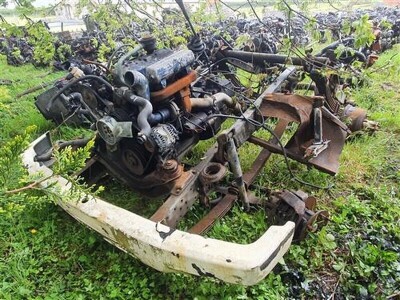 Mercedes 4 Cylinder Diesel Engine & Gearbox
c/w Part Chassis Section, Steer & Drive Axles