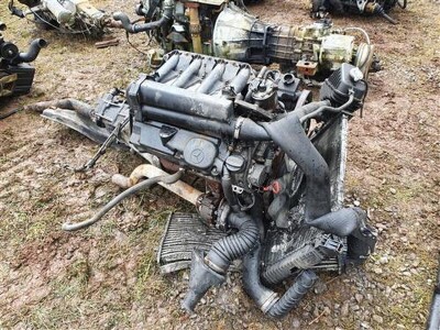 Mercedes 4 Cylinder Diesel Engine & Gearbox - 2