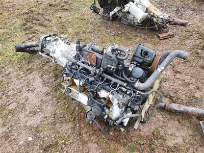 Mercedes 4 Cylinder Diesel Engine & Gearbox - 2