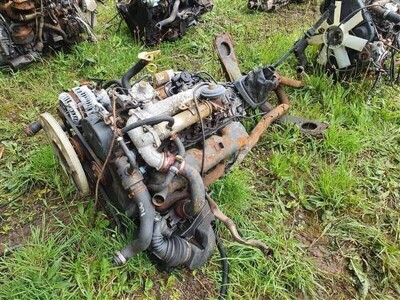 Ford 4 CYL Diesel Engine & Gearbox - 4