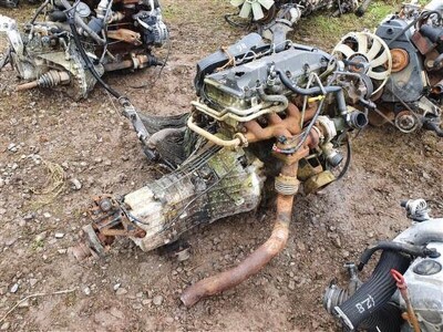 Ford 4 Cylinder Diesel Engine & Gearbox - 3