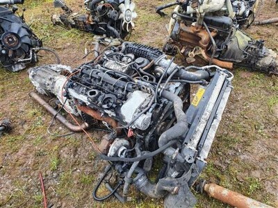 Mercedes 4 Cylinder Diesel Engine & Gearbox - 2