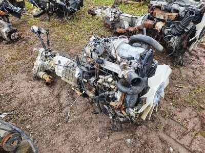 Mazda 4 Cylinder Diesel Engine & Gearbox