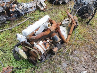 Daihatsu 4 Cylinder Diesel Engine & Gearbox