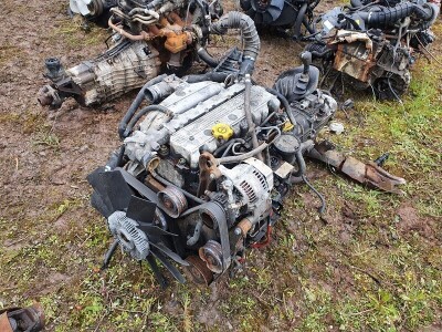 4 Cylinder Diesel Engine & Gearbox - 3