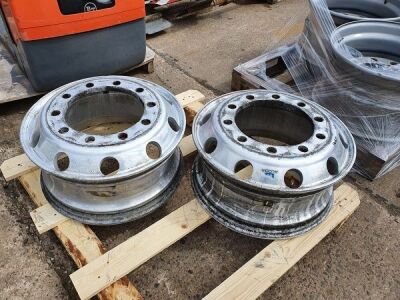 2 x Alcoa Alloy Rims  - 2