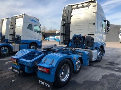 2014 VOLVO FH540 Globetrotter XL 6x2 Mini Midlift Tractor Unit - 23